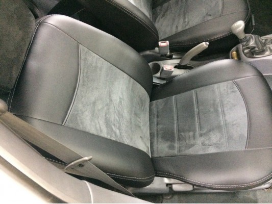 Авточехлы на Hyundai Accent