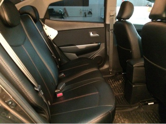 Авточехлы на Kia Rio 3